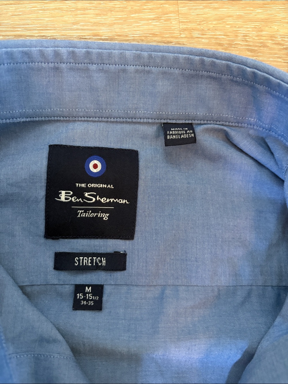 Men's Blue Button-Down Dress Shirt - Picture 4 of 4